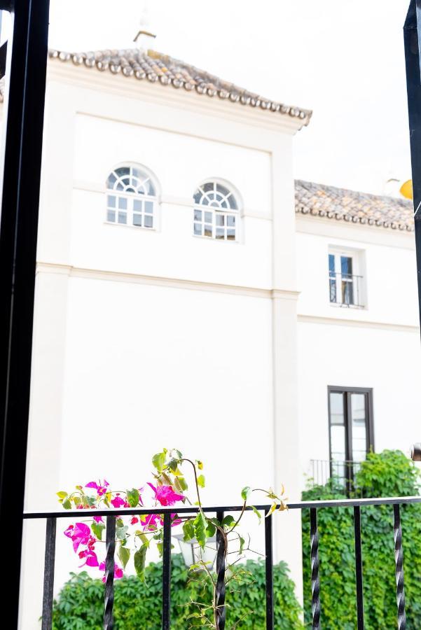 Tourist House Santa Cruz Apartment Sevilla Bagian luar foto