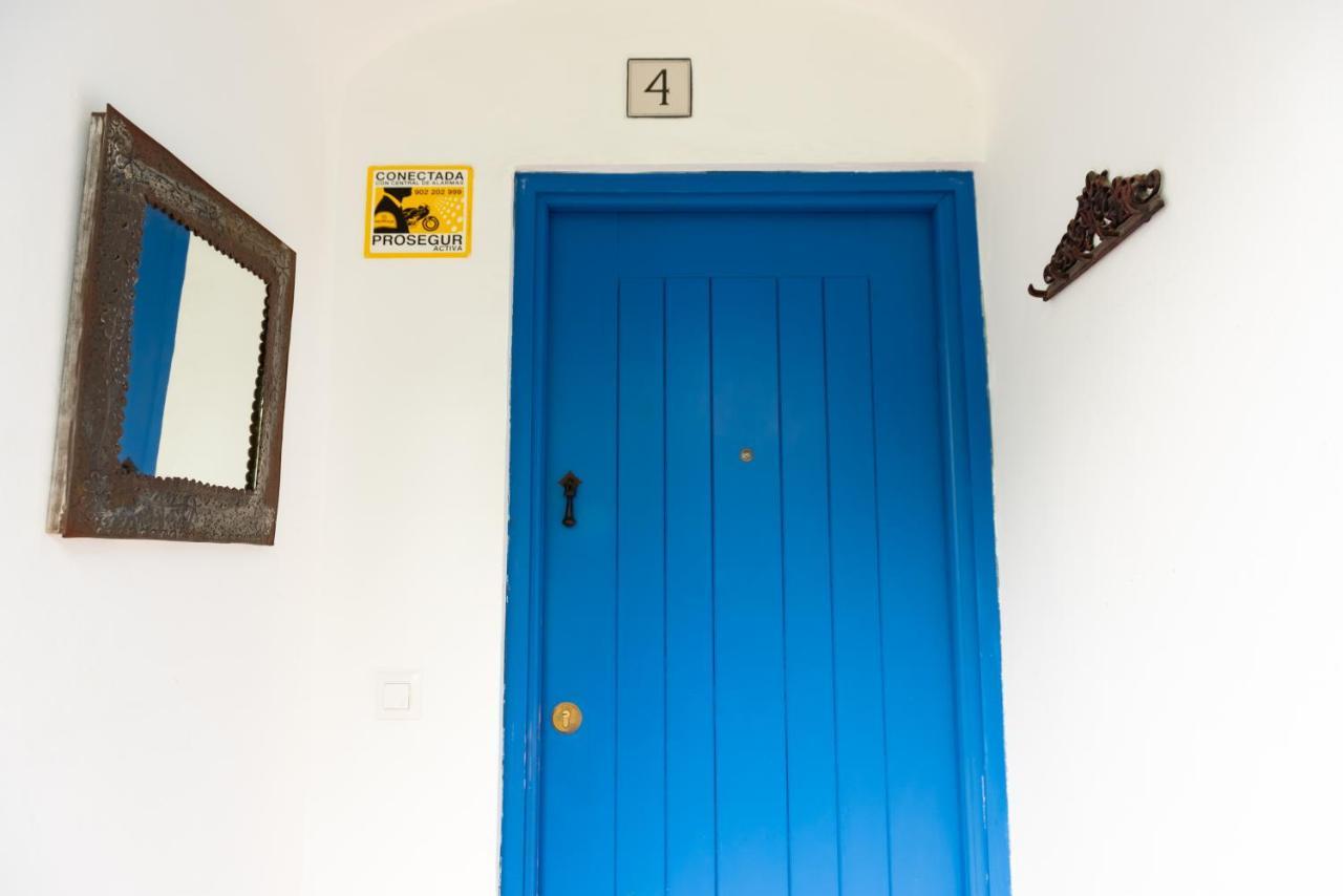 Tourist House Santa Cruz Apartment Sevilla Bagian luar foto