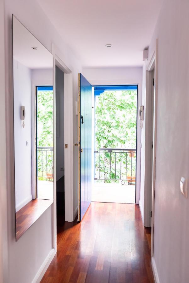 Tourist House Santa Cruz Apartment Sevilla Bagian luar foto